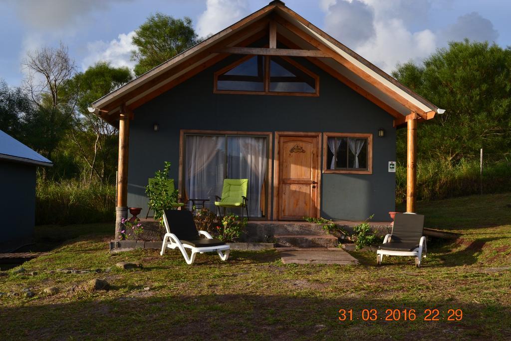 Cabanas Henua Iti Hanga Roa Exterior photo
